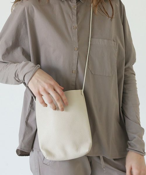 _Fot.フォート.small shoulder bag [0801b/ivory]