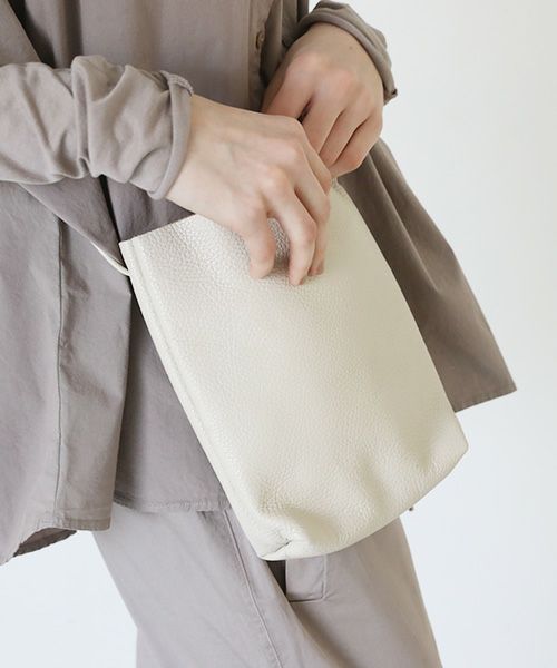 _Fot.フォート.small shoulder bag [0801b/ivory]