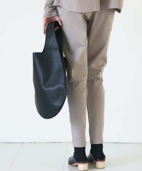 _Fot.フォート.half circle bag [0605b/black]