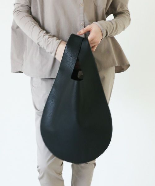 _Fot.フォート.half circle bag [0605b/black]