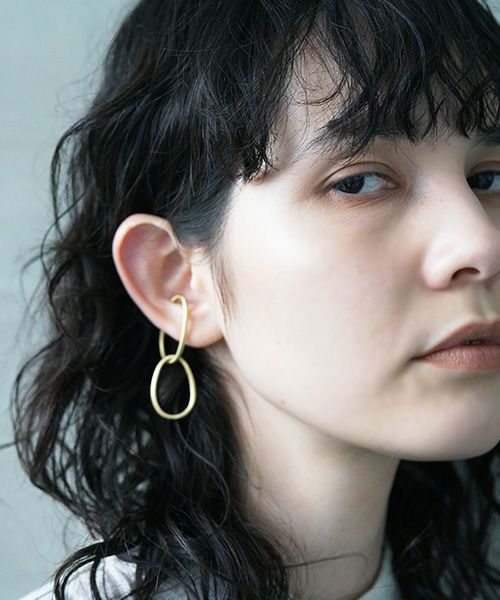 _Fot.フォート.round wire earring L_egg (Ear cuff) [1403a_cl/brass]