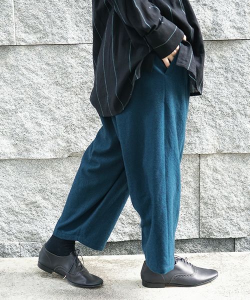 YANTOR.ヤントル.Turquoise Wool 2tuck Wide Pants [Y235PT02/TURQUOISE BLUE]