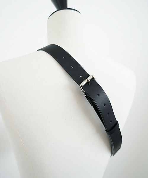 EDROBERTJUDSON.エドロバートジャドソン.box stitch belted wallet [BUCKS/B01XWL-69/05/black]