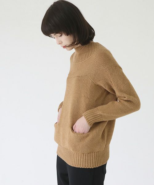MIYAO.ミヤオ.SWEATER[CAMEL]