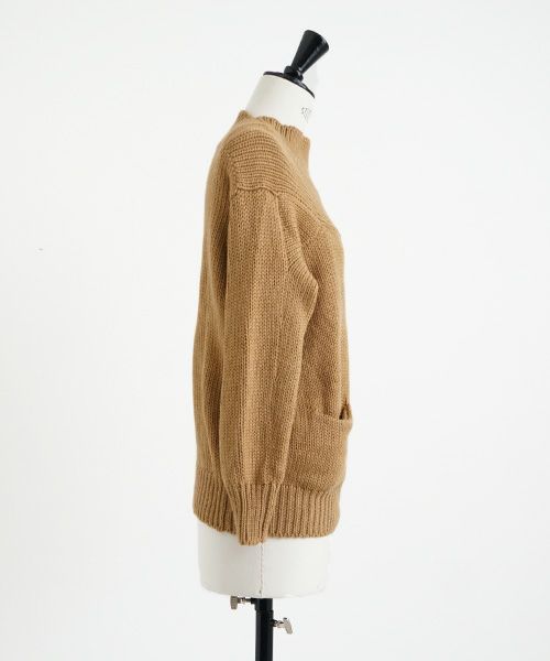 MIYAO.ミヤオ.SWEATER[CAMEL]