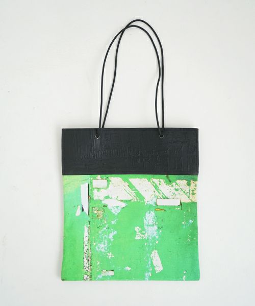 KAGARI YUSUKE.壁布トート ウエダ