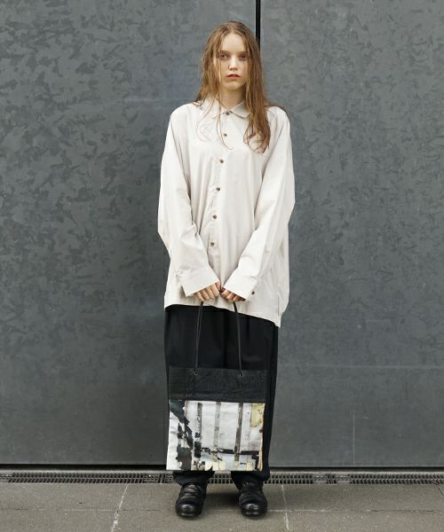 KAGARI YUSUKE.壁布トート アワザ