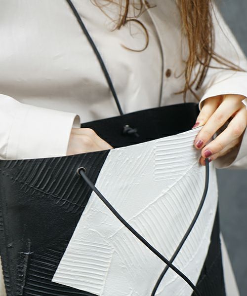 KAGARI YUSUKE.TOTO BAG ブラックカラーペイント W17-01 BK