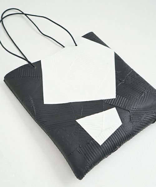 KAGARI YUSUKE.TOTO BAG ブラックカラーペイント W17-01 BK