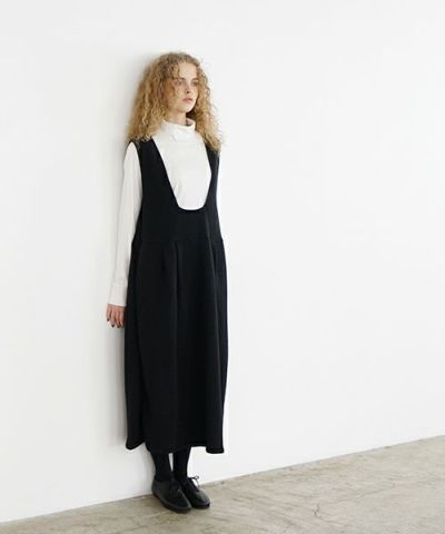 Mochi モチ sweat jumper skirt [black]  