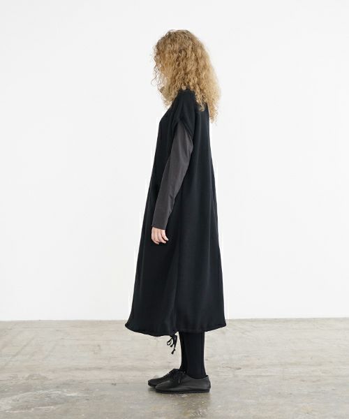 Mochi / home&miles.モチ / ホーム＆マイルズ.turtle neck one piece [black]