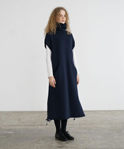 Mochi / home&miles.モチ / ホーム＆マイルズ.turtle neck one piece [navy]