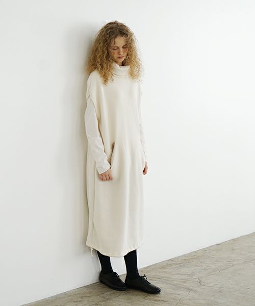 Mochi / home&miles.モチ / ホーム＆マイルズ.turtle neck one piece [off white]