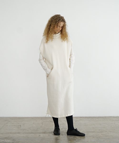 Mochi / home&miles.モチ / ホーム＆マイルズ.turtle neck one piece [off white]