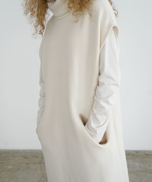 Mochi / home&miles.モチ / ホーム＆マイルズ.turtle neck one piece [off white]