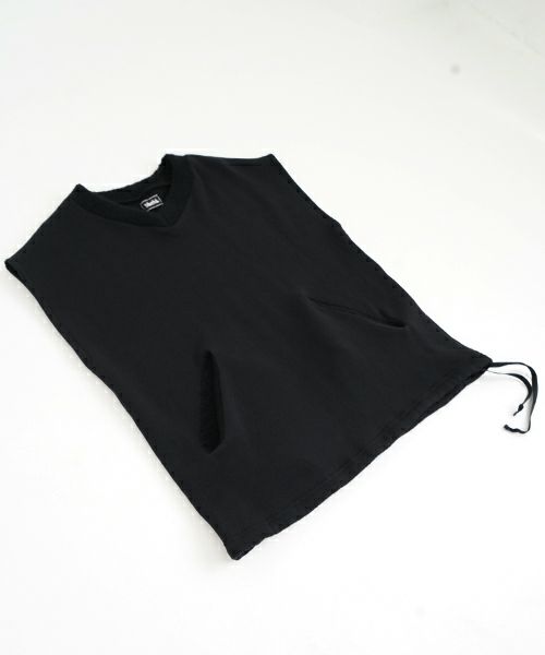 Mochi / home&miles.モチ / ホーム＆マイルズ.v-neck vest [black]