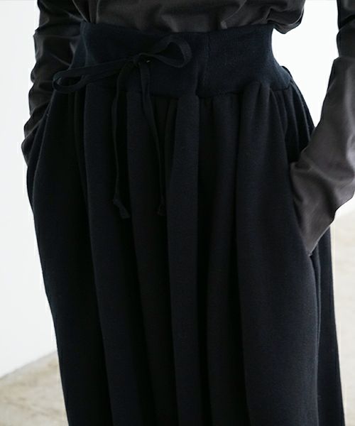 Mochi / home&miles.モチ / ホーム＆マイルズ.long skirt [black]
