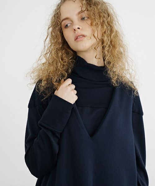 Mochi / home&miles.モチ / ホーム＆マイルズ.v-neck one piece [navy/black]