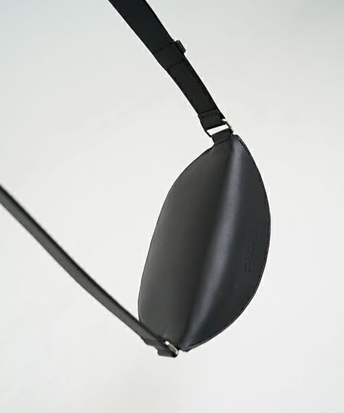 EDROBERTJUDSON.エドロバートジャドソン.box stitch waist pouch [B01XBG-173/05/black]