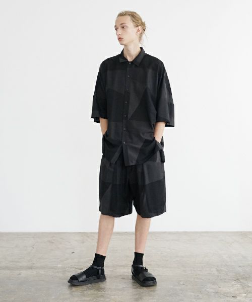 VU ヴウ geometric dolman shirt  [charcoal×black］幾何学ドルマンシャツ vu-s24-s02