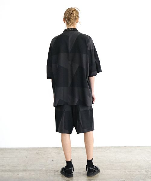VU ヴウ geometric dolman shirt  [charcoal×black］幾何学ドルマンシャツ vu-s24-s02