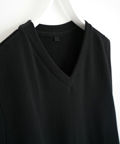 VU ヴウ v vest  [BLACK］Vネックベスト vu-s24-t02
