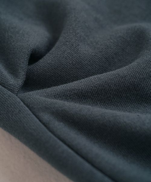 VU ヴウ v vest  [BLACK］Vネックベスト vu-s24-t02