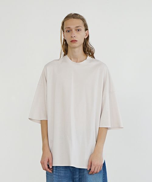 VU ヴウ basic t-shirt [LIGHT BEIGE］ベーシックＴシャツ vu-s24-t03