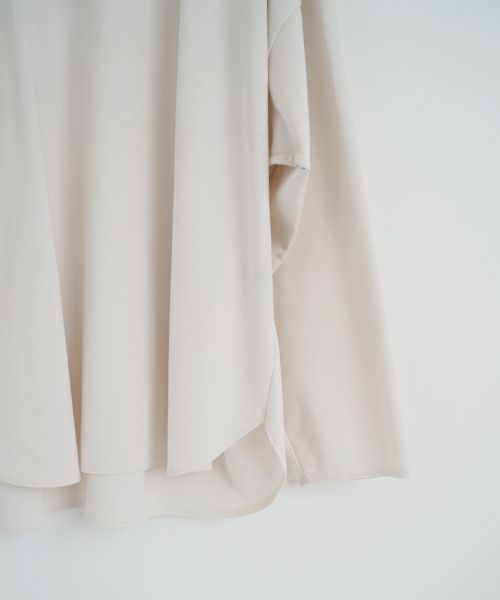VU ヴウ basic long t-shirt [LIGHT BEIGE］ベーシックロンＴ シャツ vu-s24-t03