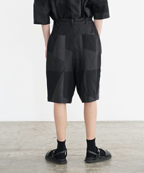 VU ヴウ geometric wide short pants  [charcoal×black]  幾何学ワイドショートパンツ vu-s24-p02