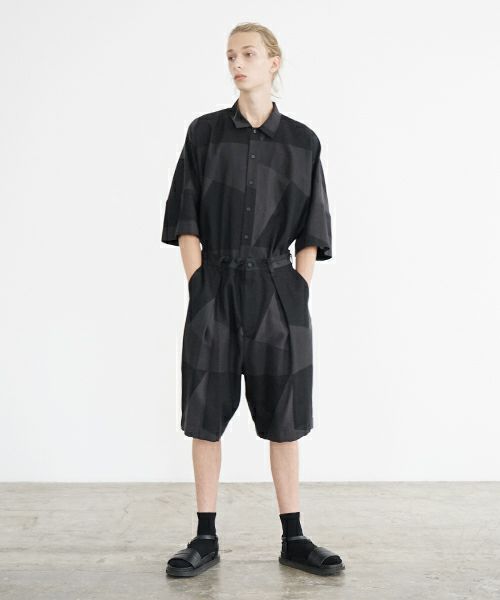 VU ヴウ geometric wide short pants  [charcoal×black]  幾何学ワイドショートパンツ vu-s24-p02