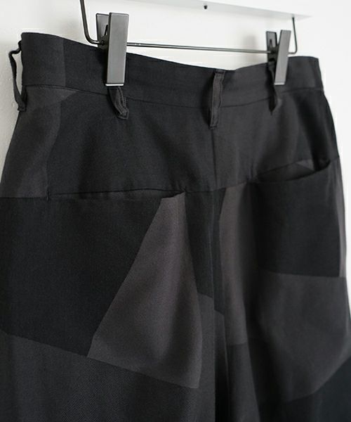VU ヴウ geometric wide short pants  [charcoal×black]  幾何学ワイドショートパンツ vu-s24-p02