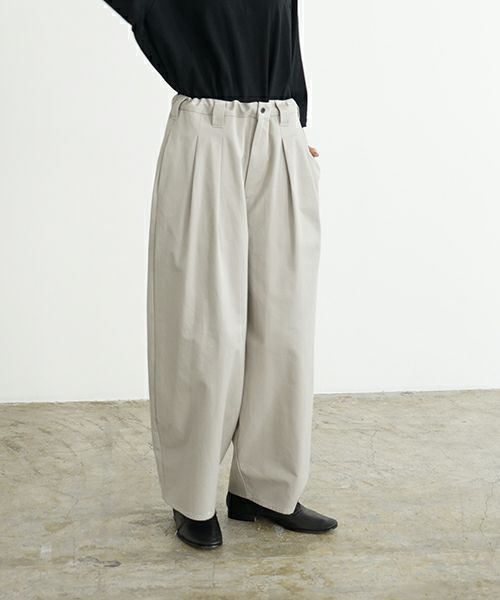 VU ヴウ knee wide pants-FINX COTTON [CHALK] ニーワイドパンツ