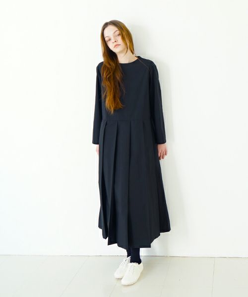 Mochi モチ tuck dress (giza×supima) [ms24-op-01/black] タックドレス(ギザ×スーピマ）