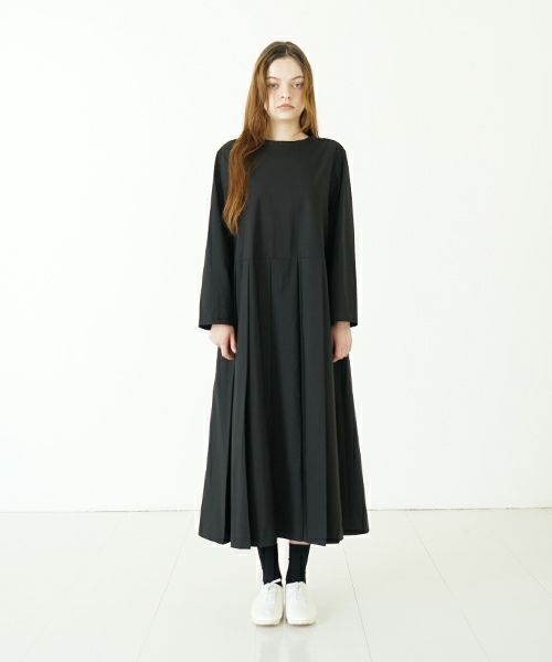 Mochi モチ tuck dress (giza×supima) [ms24-op-01/black] タックドレス(ギザ×スーピマ）