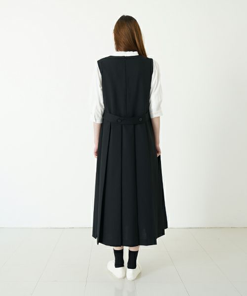 Mochi モチ no sleeve tuck dress [ms24-op-02/black] ノースリーブ