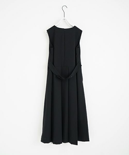 Mochi モチ no sleeve tuck dress [ms24-op-02/black] ノースリーブ