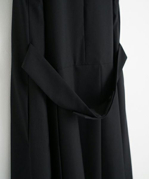 Mochi モチ no sleeve tuck dress [ms24-op-02/black] ノースリーブタックドレス