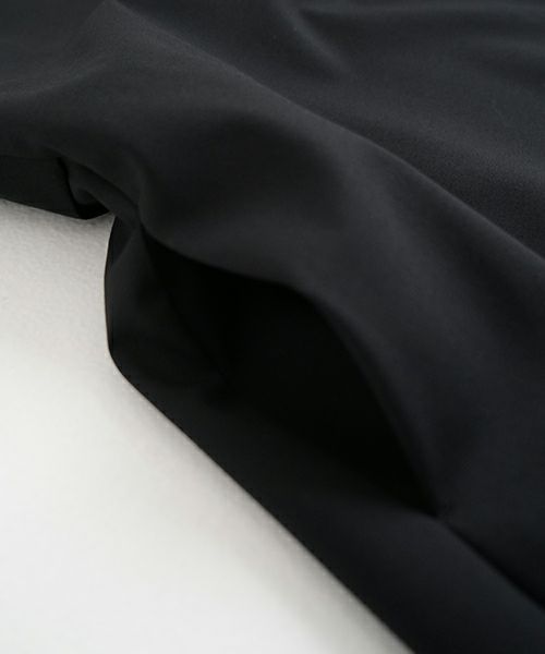 Mochi モチ no sleeve tuck dress [ms24-op-02/black] ノースリーブタックドレス