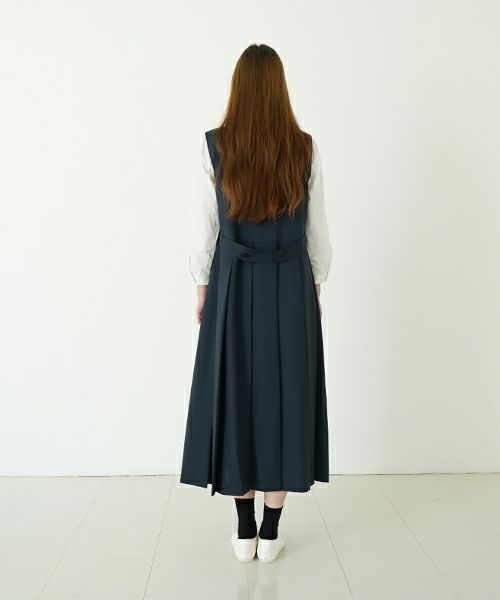 Mochi モチ no sleeve tuck dress [ms24-op-02/deep blue] ノースリーブタックドレス