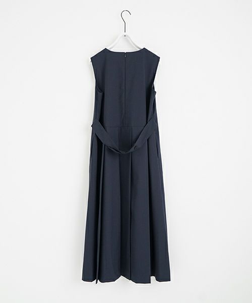 Mochi モチ no sleeve tuck dress [ms24-op-02/deep blue] ノースリーブタックドレス