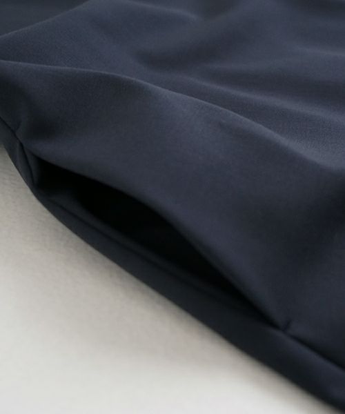 Mochi モチ no sleeve tuck dress [ms24-op-02/deep blue] ノースリーブタックドレス