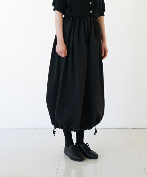 Mochi モチ balloon long skirt [ma24-sk-01/black] バルーンロングスカート