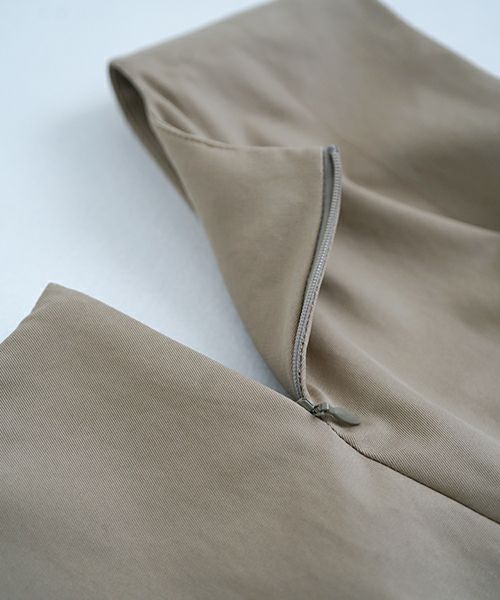 Mochi モチ v-neck belt dress [ms22-op-02/beige]] Vネックベルトドレス