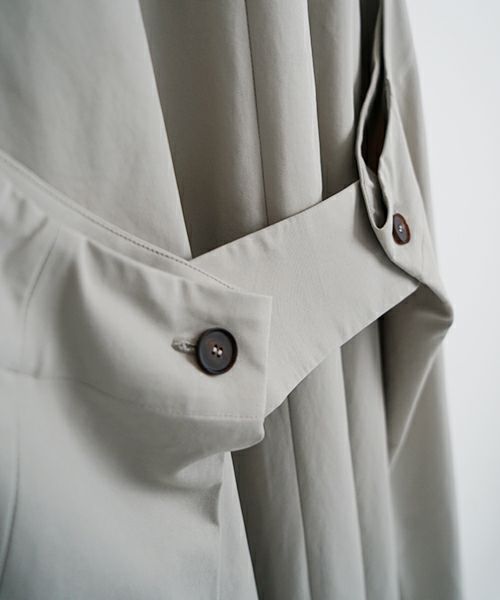 Mochi モチ v-neck belt dress [ms22-op-02/chalk] Vネックベルトドレス