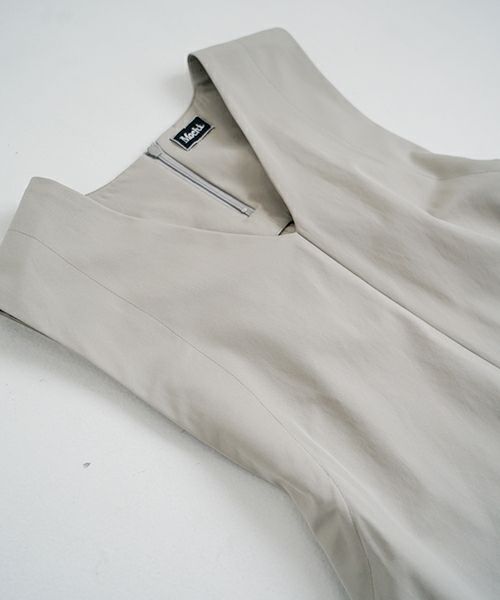 Mochi モチ v-neck belt dress [ms22-op-02/chalk] Vネックベルトドレス