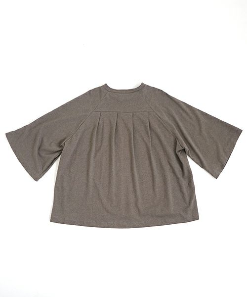 Mochi モチ tuck t-shirt [ms22-to-02/greige] タックTシャツ