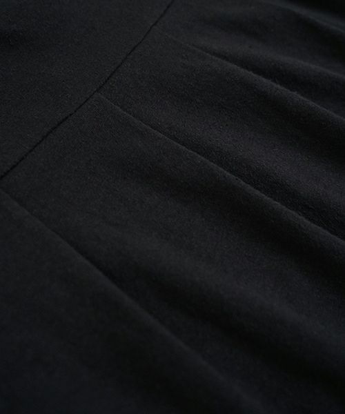 Mochi モチ tuck t-shirt [ms22-to-02/black] タックTシャツ