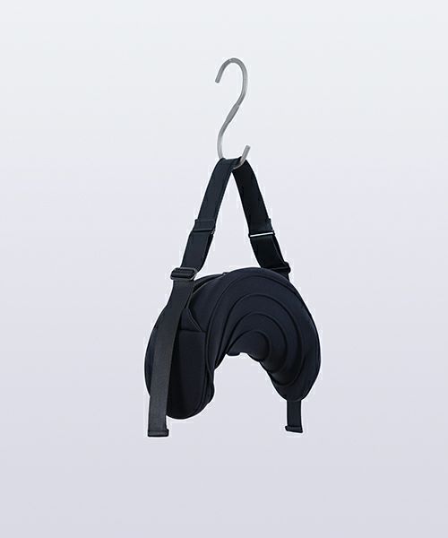 HATRAハトラ Moebius Bag [black]