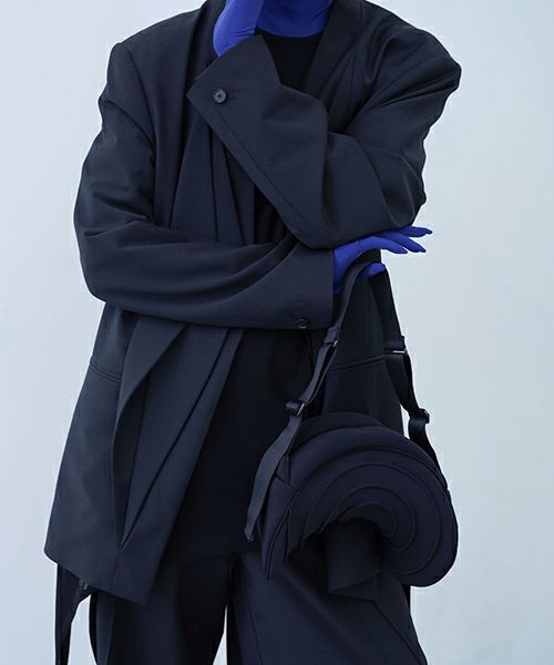 HATRAハトラ Moebius Bag [black]